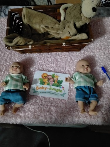 Twins tiny full body - twins,