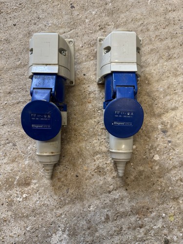 16a blue commando plug and - 16a,