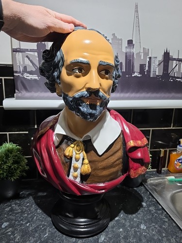 William shakespeare very large - very,