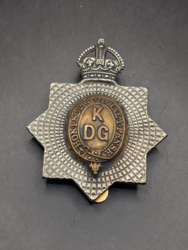 Military metal cap badge - military,