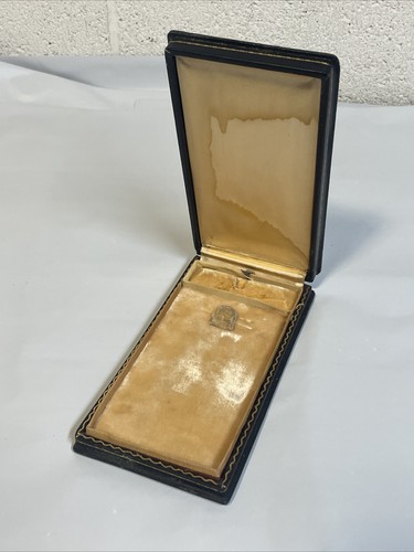 Vtg wwii vietnam medal - vtg, us