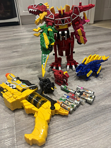 Power rangers dino - rangers, charge
