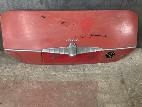 1100 boot lid - mg,