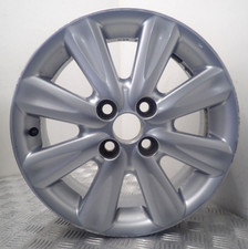 TOYOTA GENUINE YARIS 15'' SILVER  ALLOY WHEEL RIM 426110D240 (Q-255)
