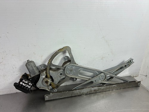 2012 toyota avensis t27 - 2012, window