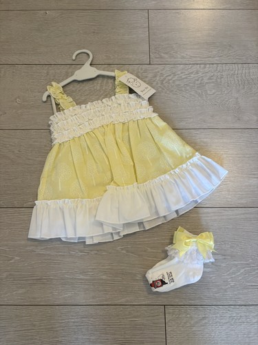 Wee spanish baby girls - wee,