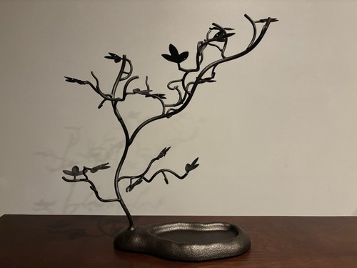 Bronze tree jewelry - bronze, display