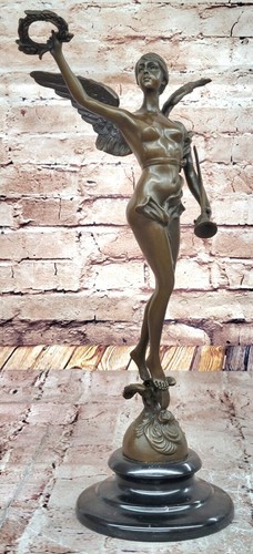 Bronze angel with laurel - bronze,