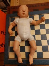 A.D.G Ashton Drake Reborn Baby Doll Life Like Closed Eyes 50cm *