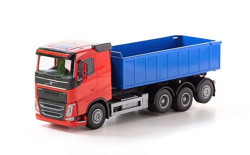 Emek volvo 8x4 red - volvo,