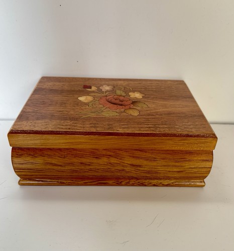 Mele vtg wooden jewellery box - mele,