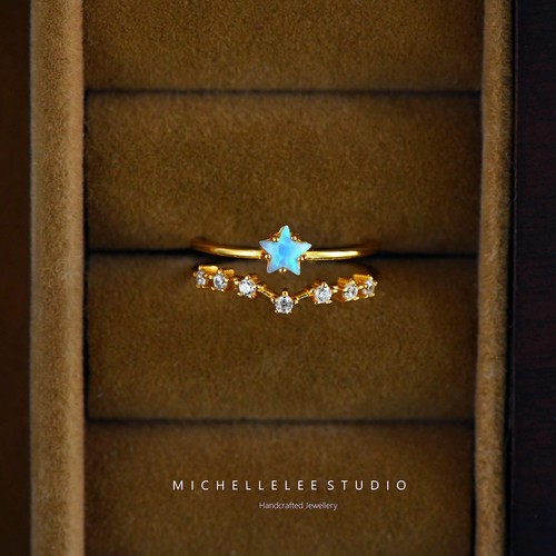 Minimalist opal star - minimalist,