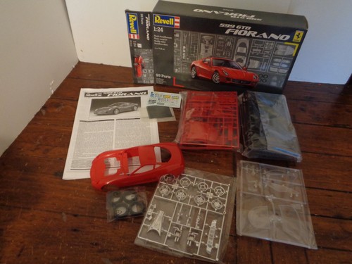 Revell ferrari 599 - ferrari,