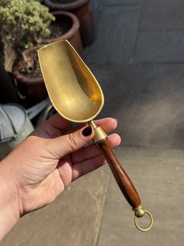 Vintage kitchen grocer scoop - vintage,
