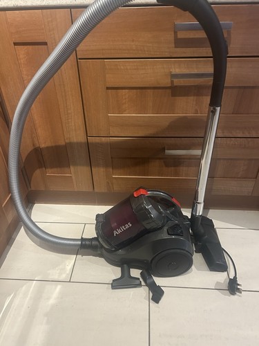 Akitas 800w bagless cylinder - akitas,