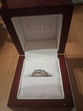 Earnest Jones Leo Diamonds Platinum Engagement Ring In Very Good Condition N