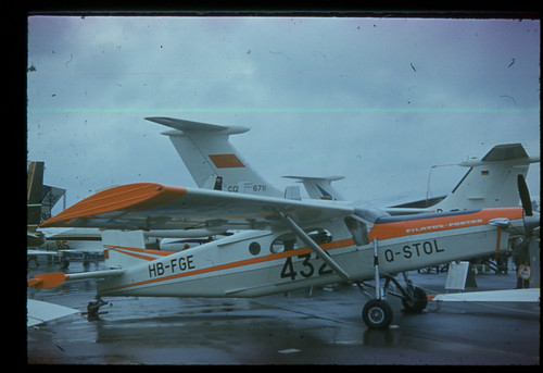 35mm aircraft slide - aircraft, pilatus
