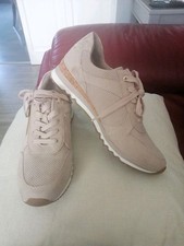 MARIO TUZZI LADIES SZ5 BEIGE