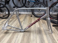 Giant escape 0 extra large frame set