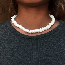 Hawaii Puka White Clam Chips Shell Necklace Choker   Wrist Bracelet Set
