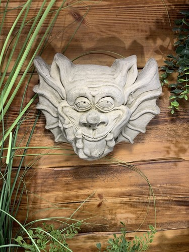 Stone garden large gremlin - large,