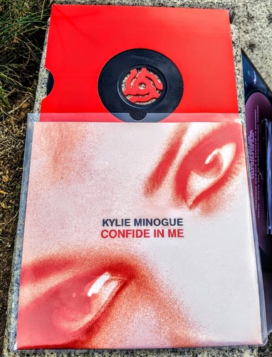 Kylie confide uk - in, 7"