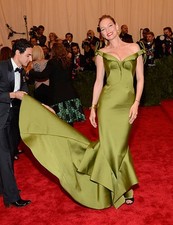 Uma Thurman Zac Posen Costume