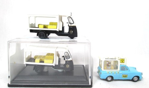 Oxford diecast x milk - 2,