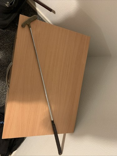Golden goose bar - golden, putter
