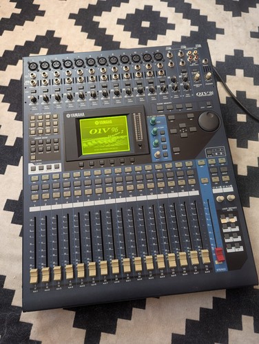 Yamaha 01v96 digital mixing - 01v96,