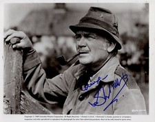 JOHN MILLS - Signed 10x8 Press Photograph - FILM - RYANS DAUGHTER
