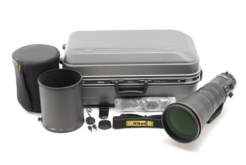 Almost unused nikon af s - [almost, af-s