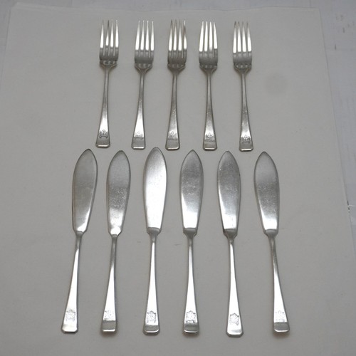 Railwayana eleven pieces - eleven, of