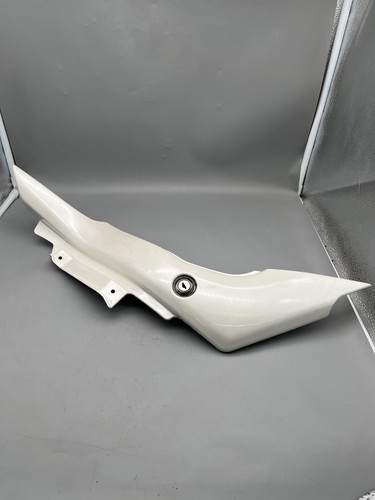 Suzuki vzr1800 side fairing - vzr1800,