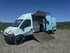 Renault Master 3.5T Horsebox