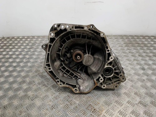 Vauxhall corsa 1 - 15-19,