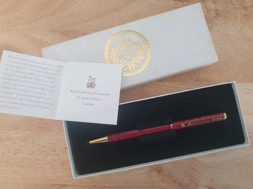 Rare buckingham palace - palace, red