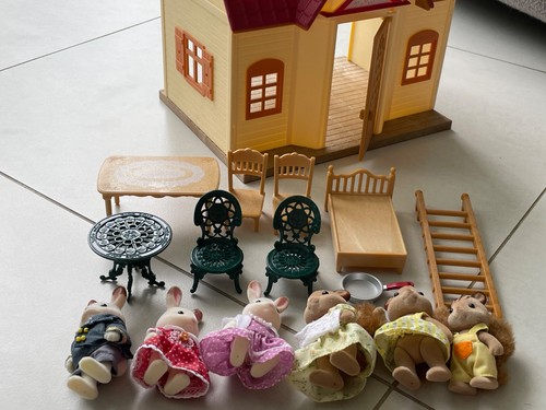 Sylvanian families house with - sylvanian,