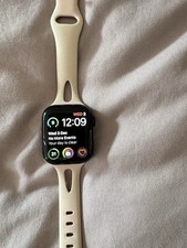 Apple Watch Series 8 Aluminium Case 41mm Midnight Black