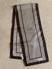 AQUASCUTUM PRINTED SILK HOUSE CHECK GENTLEMAN'S DANDY ANTIQUE DEALERS SCARF