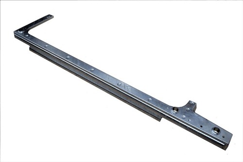 Right hand rear body capping - hand,