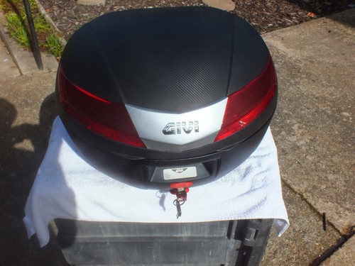 Givi v40 top box - v40, with