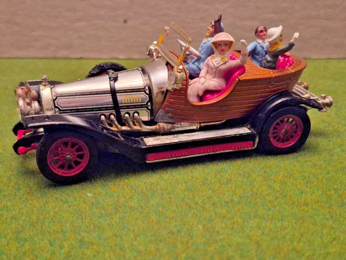 Vintage corgi 266 chitty - 266,