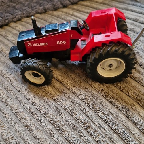 Valmet 805 tractor diecast - tractor,