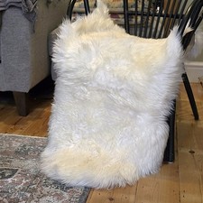 100% Genuine Sheepskin rug mat