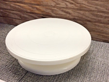 WILTON Vintage White Revolving