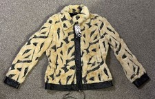 Vintage Style Stylish Roberto