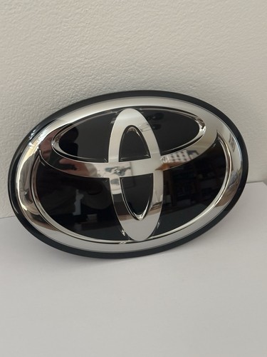 Genuine toyota grille - genuine,