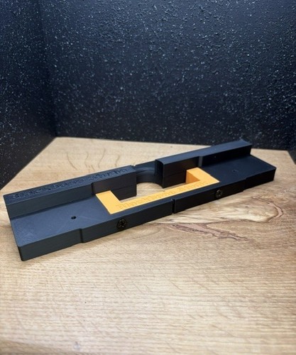 Door hinge guide jig joiner - door,