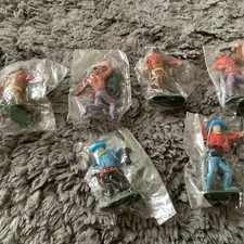 6 Vintage 70’s Plastic